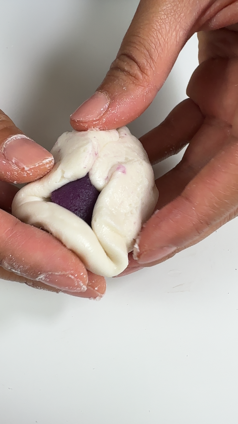 Fried Sticky Rice Balls with Ube Filling (Buchi) - Jeanelleats Food and ...