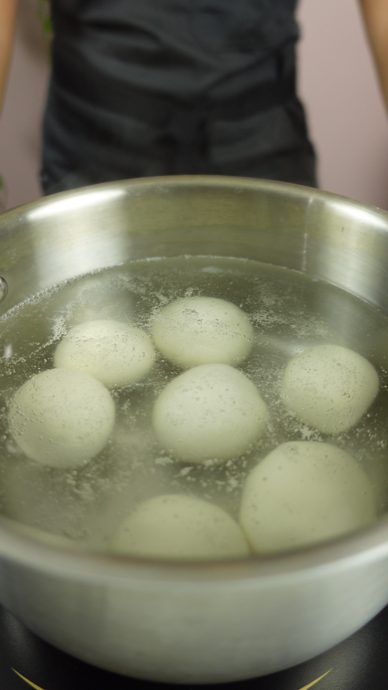 Sticky Rice Water Peanut Stuffed Sticky Rice (Filipino Masi) - Jeanelleats Food and ...